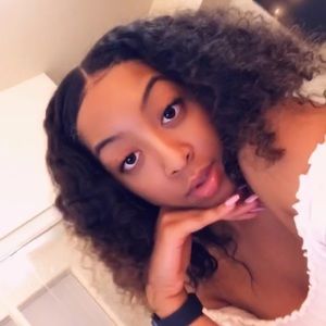 Meet your Posher, Chandler